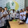 Lapas Kelas III Dharmasraya Gelar Pemotongan Tumpeng Peringati Hari Bakti Kementerian Imigrasi dan Pemasyarakatan