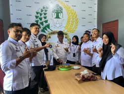 Lapas Kelas III Dharmasraya Gelar Pemotongan Tumpeng Peringati Hari Bakti Kementerian Imigrasi dan Pemasyarakatan