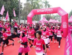 Berbagai Kalangan Bersemangat Mengikuti Smartfren Fun Run 2025