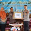 Berjasa dalam Penguatan Literasi, Kapolres Terima Penghargaan dari Bupati