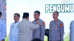 Presiden Prabowo Anugerahkan Satyalancana Wira Karya kepada Kapolres Lampung Selatan