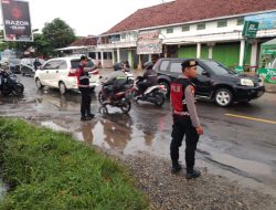 Patroli Humanis Sat Samapta Polres Pringsewu Jaga Kelancaran Lalin Pascahujan Deras