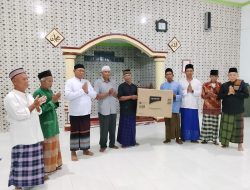 Anggota Komisi V DPRD Propinsi Lampung Junaidi Salurkan Aspirasi Warga, Masjid Al Hikmah Terima Bantuan AC