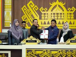 Bupati Pringsewu Sampaikan Pendapat Atas Ranperda Ponpes, DPRD Rekomendasi LKPJ