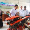 Dukung Swasembada Pangan, Bupati Pringsewu Serahkan Bantuan Alsintan