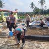 Hari Bhayangkara ke-80, Polsek Sukoharjo Pilih Bersihkan TMP Purna Yudha Bakti