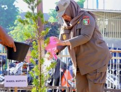 Wabup Pringsewu Pimpin Gerakan Nasional Indonesia Asri