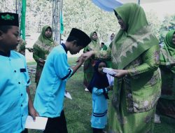 UMI LAILA : Jadikan Pengajian Sebagai Sarana Perkuat Ukhuwah