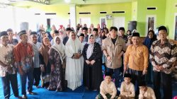 Keluarga Mantan Kapolda Lampung Tunaikan Nazar, Ratusan Paket Daging Sapi Dibagikan ke Yatim Piatu dan Lansia di Mekar Jaya