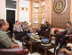 Perkuat Sinergi Penegak Hukum dan Keamanan Wilayah, Wakapolres Pringsewu Sambangi Kejari dan Pabung Kodim 0424/Tanggamus