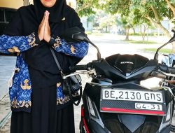 Seorang Guru Bersyukur Motornya Kembali, Sampaikan Apresiasi dan Terimakasih Kepada Polsek Kalirejo
