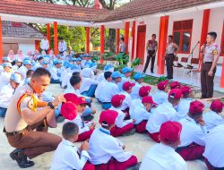 Polri Kerahkan 372 Taruna Akpol Dampingi Siswa di 73 Sekolah Rakyat Bersama Taruna Akademi TNI