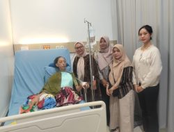 HUT ke-80 Jalasenastri, Ketua Cabang Lampung Bersama Danlanal Besuk Istri Prajurit yang Berjuang Melawan Kanker