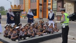 Tak Takut Polisi, Siswa PAUD Harapan Bangsa Antusias Belajar di Polres Pringsewu