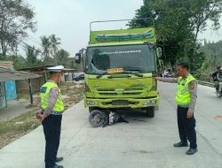 Diduga Rem Blong, Truk Fuso Bermuatan Pasir Tabrak Sejumlah Kendaraan di Pringsewu, Dua Pelajar SMP Tewas