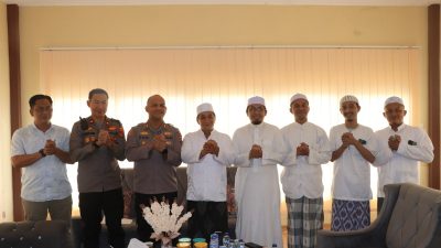 Kapolres Pringsewu Terima Silaturahmi Rabithah Alawiyah, Bahas Sinergi Pembinaan Keagamaan