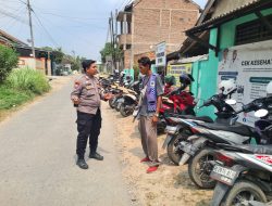Cegah Curanmor, Brigpol Reo Purba Sisir Lokasi Ramai dan Sambangi Warga Pringsewu Timur
