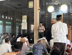 Jumat Keliling, Kapolres Pringsewu Ajak Warga Cegah Perundungan